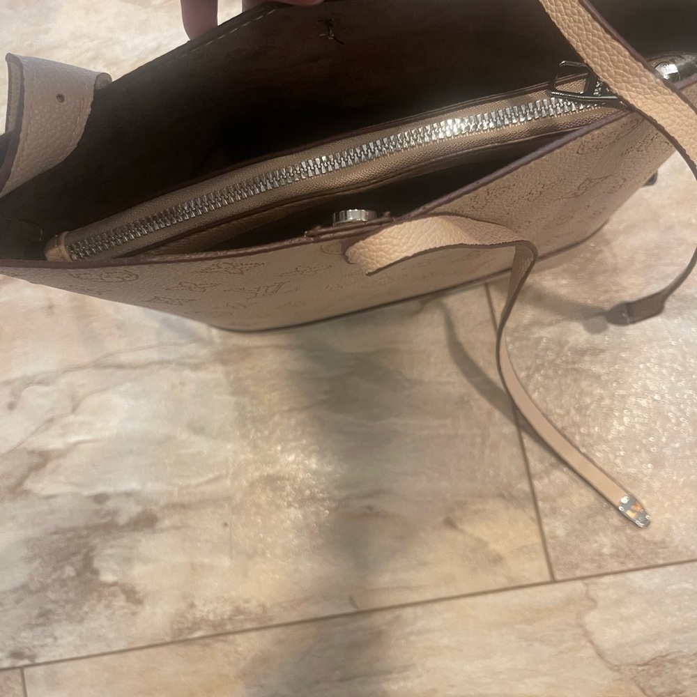 Elegant Cream Leather Tote Bag